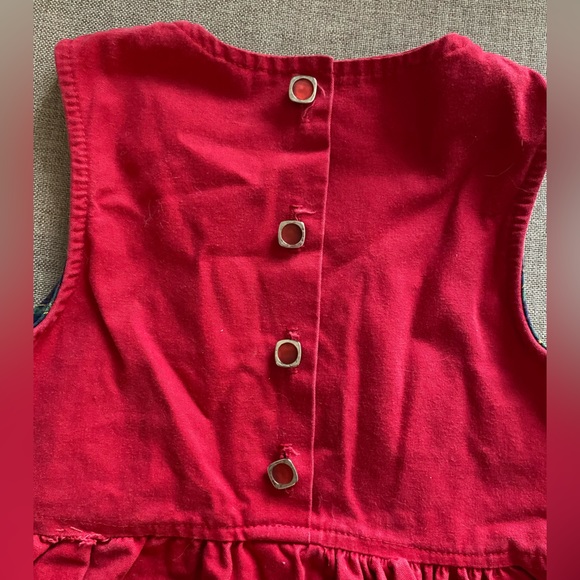 Vintage Krickets toddler red dress size 3 with pockets and floral embroidery - Picture 4 of 5